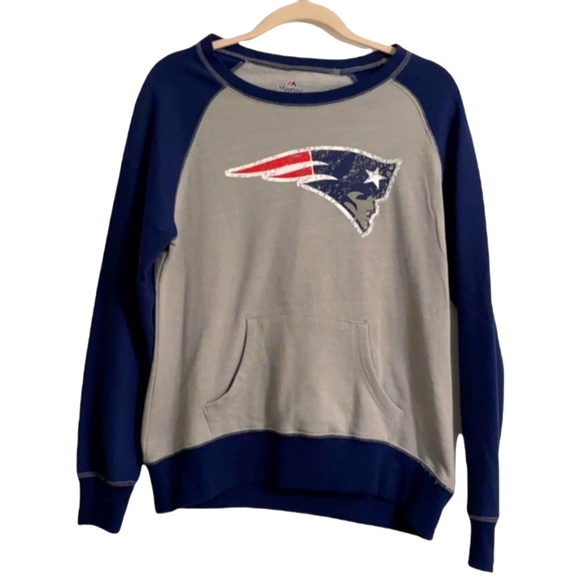 Majestic Fan Fashion Tops - Majestic Patriots Grey & Blue Pocket Sweatshirt Men Size M